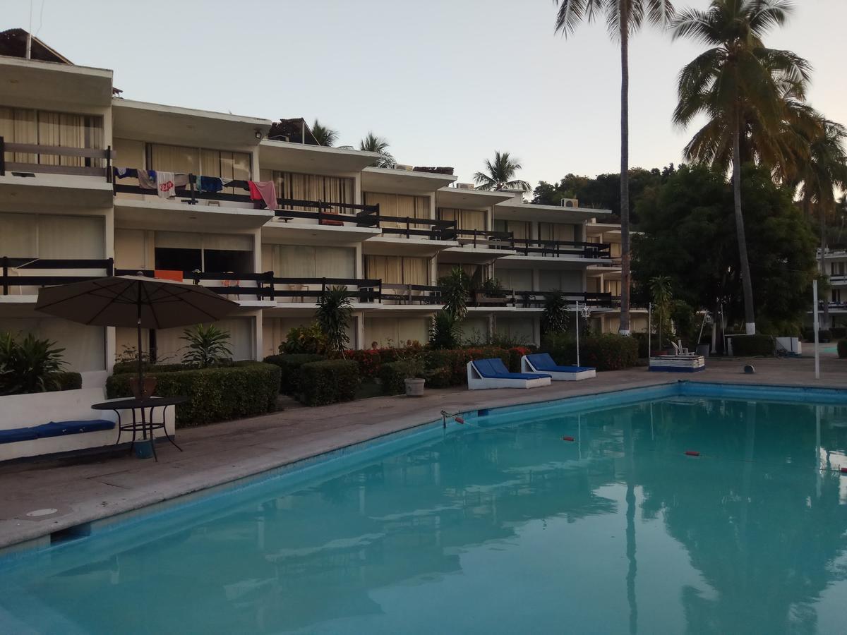 Hotel La Jolla Акапулько Экстерьер фото